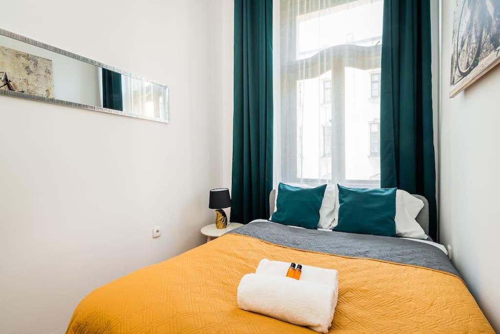 Royal City Apartment 40 M2 Krakow Dış mekan fotoğraf
