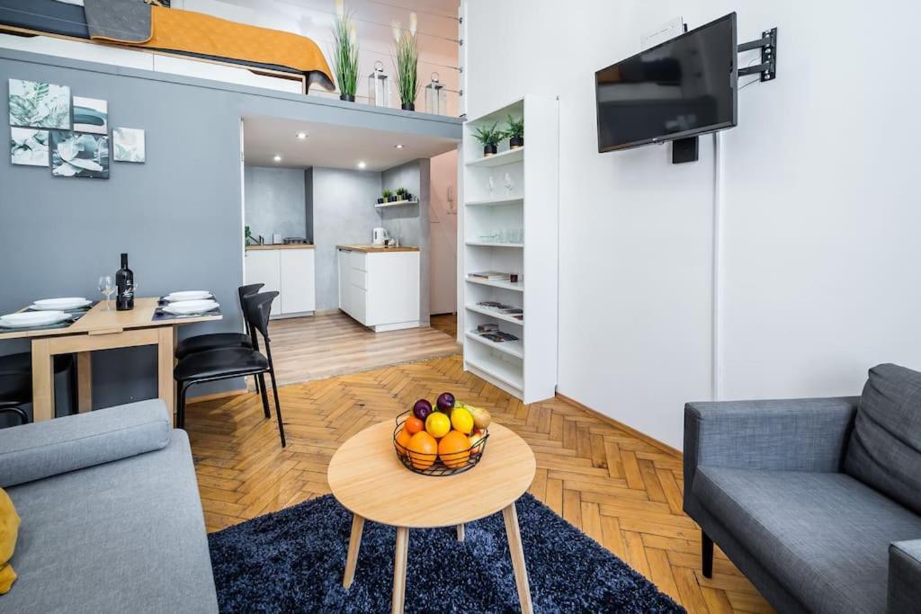 Royal City Apartment 40 M2 Krakow Dış mekan fotoğraf