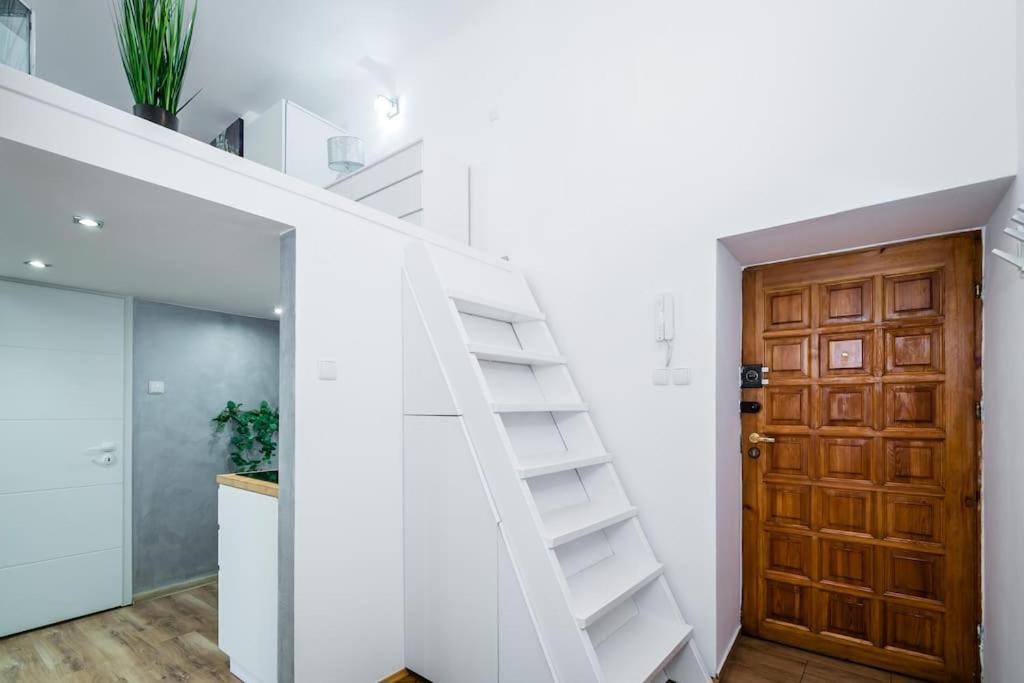 Royal City Apartment 40 M2 Krakow Dış mekan fotoğraf