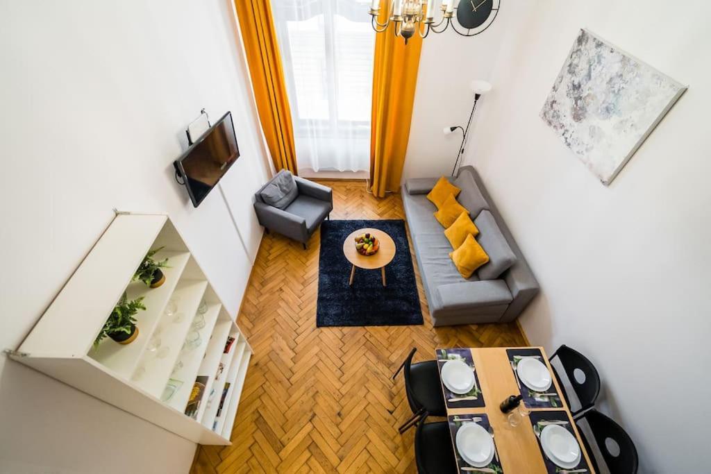 Royal City Apartment 40 M2 Krakow Dış mekan fotoğraf