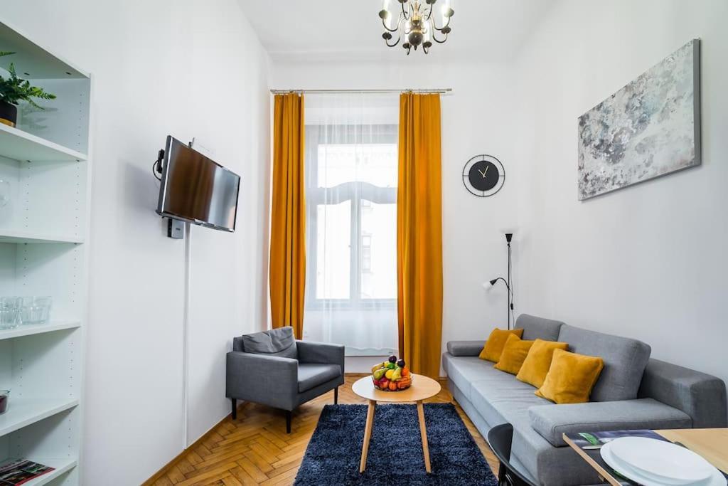 Royal City Apartment 40 M2 Krakow Dış mekan fotoğraf